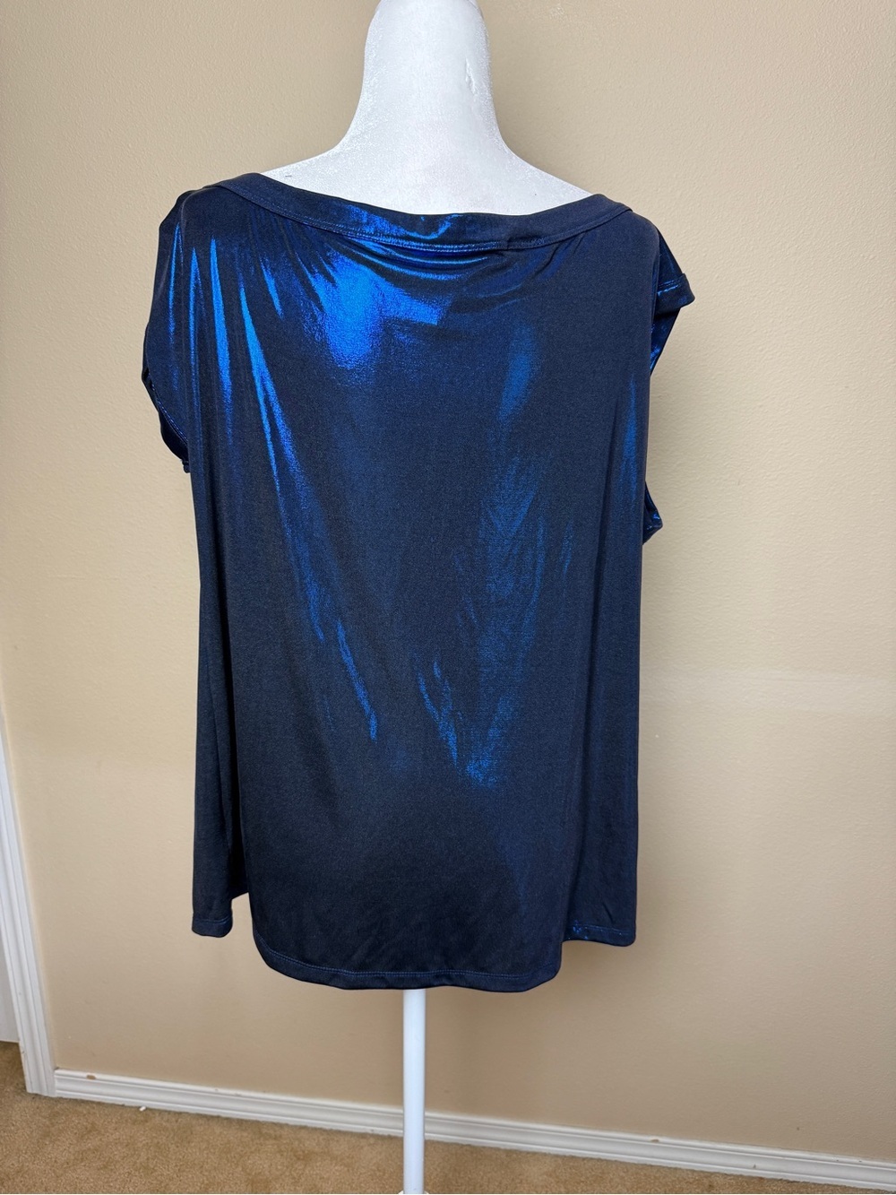 Torrid Liquid Shine Off Shoulder Top Size 1X - Picture 7 of 10